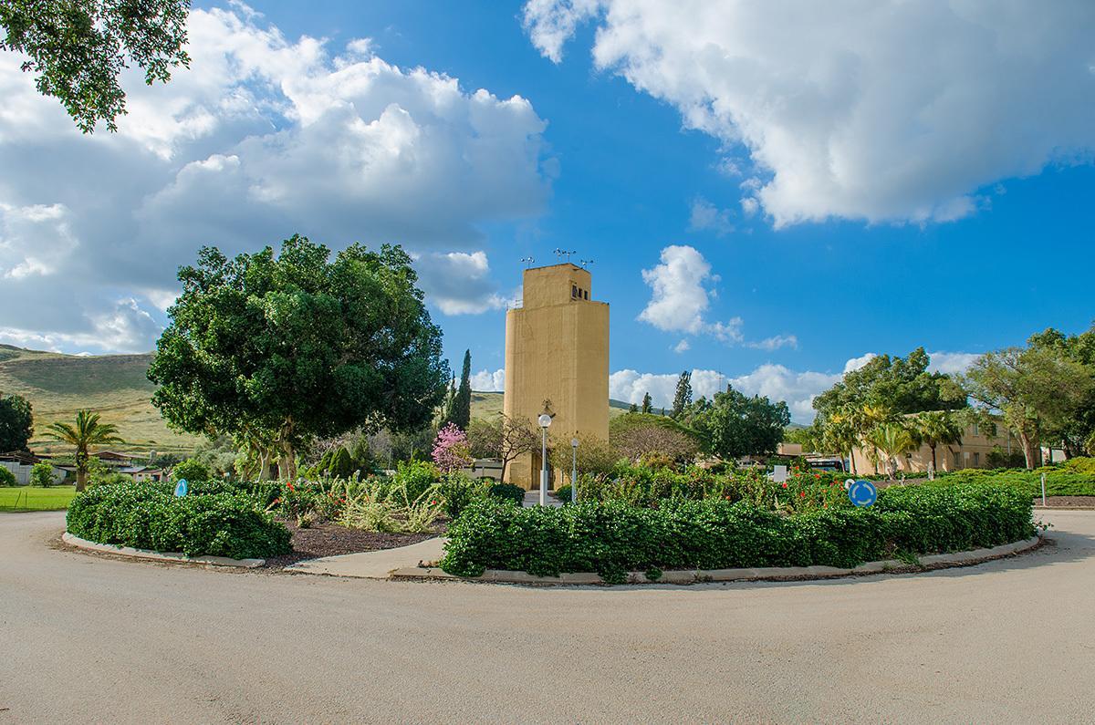 Kibbutz Gesher Hospitality Villa Exterior photo